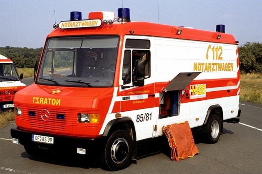  Mercedes-Benz 714 D Boddenberg Notarztwagen 1994 года  (фото 2 из 2)